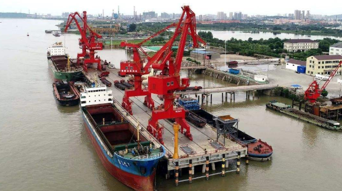 北辰概述露天料场港口封闭问题的实行方法